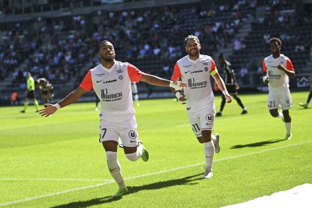 Fußball, SCO Angers - Montpellier joie des joueurs de Montpellier apres le but de Arnaud Nordin (Montpellier) FOOTBALL : Angers vs Montpellier - Ligue 1 Uber eats - 11 09 2022 JBAutissier Panoramic 