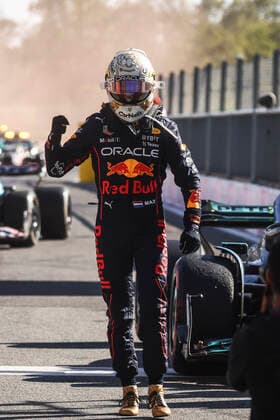 F1 Italian Grand Prix Max Verstappen of Oracle Red Bull Racing wins the Formula 1 Italian Grand Prix race day at Circuit Monza, on September 11, 2022 in Monza, Italy Monza Italy  Copyright: xBeataxZawrzelx originalFilename:zawrzel-f1italia220911_np0dE.jpg