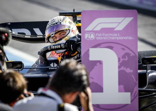 MONZA Max Verstappen Oracle Red Bull Racing wins the F1 Grand Prix of Italy at the Monza Circuit in Monza, Italy REMKO DE WAAL F1 Grand Prix of Italy Race 2022 xVIxANPxSportx xxANPxIVx 454547839 originalFilename: 454547839.jpg