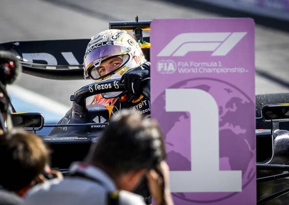 MONZA Max Verstappen Oracle Red Bull Racing wins the F1 Grand Prix of Italy at the Monza Circuit in Monza, Italy REMKO DE WAAL F1 Grand Prix of Italy Race 2022 xVIxANPxSportx xxANPxIVx 454547845 originalFilename: 454547845.jpg