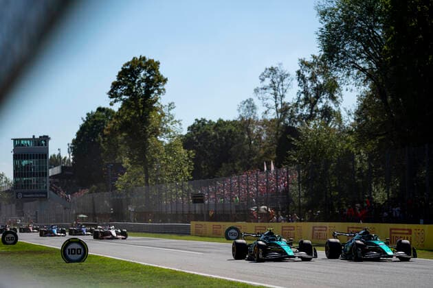 September 11, 2022, Monza, Italy: SEBASTIAN VETTEL of Germany and Aston Martin F1 Team and LANCE STROLL of Canada and Aston Martin F1 Team fight for position during the 2022 FIA Formula 1 Italian Grand Prix at Autodromo Nazionale Monza in Monza, Italy. Monza Italy - ZUMAg147 20220911_zap_g147_063 Copyright: xJamesxGasperottix