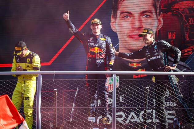 VERSTAPPEN Max (ned), Red Bull Racing RB18, LECLERC Charles (mco), Scuderia Ferrari F1-75, RUSSELL George (gbr), Mercedes AMG F1 Team W13, portrait during the Formula 1 Pirelli Gran Premio d™Italia 2022, Italian Grand Prix 2022, 16th round of the 2022 FIA Formula One World Championship, WM, Weltmeisterschaft from September 9 to 11, 2022 on the Autodromo Nazionale di Monza, in Monza, Italy - F1 - ITALIAN GRAND PRIX 2022 - RACE DPPI Panoramic 20220911_G00D1941