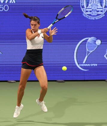 September 12, 2022, Chennai, Tamil Nadu, India: Chennai Open WTA, Tennis Damen 250 :.PAQUET (FRA) vs THANDI (IND)..PAQUET (FRA) in action during Chennai Open WTA 250 Tournament in Chennai on Monday Chennai India - ZUMAs280 20220912_zsp_s280_002 Copyright: xSeshadrixSukumarx