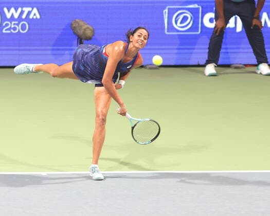 September 12, 2022, Chennai, Tamil Nadu, India: Chennai Open WTA, Tennis Damen 250 :.PAQUET (FRA) vs THANDI (IND)..THANDI (IND) in action during Chennai Open WTA 250 Tournament in Chennai on Monday Chennai India - ZUMAs280 20220912_zsp_s280_018 Copyright: xSeshadrixSukumarx