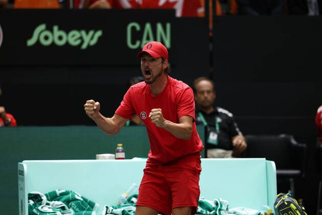 September 13, 2022, VALENCIA, VALENCIA, SPAIN: Frank Dancevic, Capitain of Canada, celebrates during the match between Felix Auger-Aliassime and Vasekof Pospisil Canada and Ji Sung Nam and Min-Kyu Song of South Korea during the the Davis Cup by Rakuten 2022, Finals Group B, tennis match 3 played between South Korea and Canada at Fuente de San Luis pavilion on September 13, 2022, in Valencia, Spain. VALENCIA SPAIN - ZUMAa181 20220913_zaa_a181_114 Copyright: xOscarxJ.xBarrosox