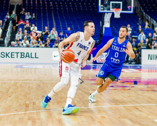MERCEDES-BENZ ARENA, BERLIN 14.09.2022 FIBA EUROBASKET 2022 QUARTER-FINAL FRANCE - ITALY NZ THOMAS HEURTEL (4) Pawel Pietranik Newspix.pl --- Newspix.pl  PIETRANIK140922_022