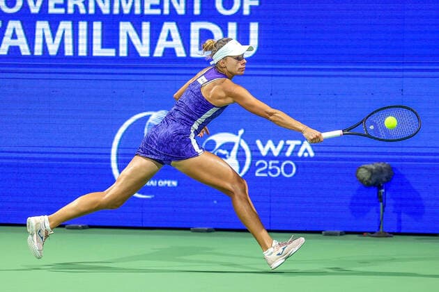 September 15, 2022, New Delhi, New Delhi, India: Chennai Open WTA, Tennis Damen 250 :.Magda LINETTE POL vs.Oksana SELEKHMETEVA..Oksana SELEKHMETEVA in action against her opponent and defeated her by 6-2,6-0 New Delhi India - ZUMAs280 20220915_zsp_s280_002 Copyright: xSeshadrixSukumarx