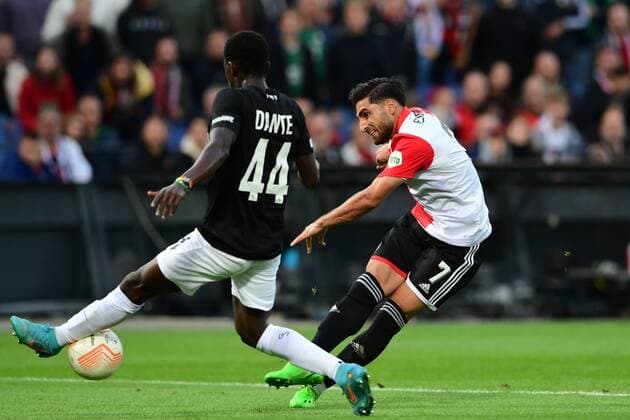 ROTTERDAM lr Amadou Dante of Strum Graz, Alireza Jahanbakhsh of Feyenoord scores the 4 0 during the UEFA Europa League Group F match between Feyenoord and Sturm Graz at Feyenoord Stadium de Kuip on September 15, 2022 in Rotterdam, Netherlands ANP OLAF KRAAK UEFA Europa League group F 2022 2023 xVIxANPxSportx xxANPxIVx 454816050 originalFilename: 454816050.jpg