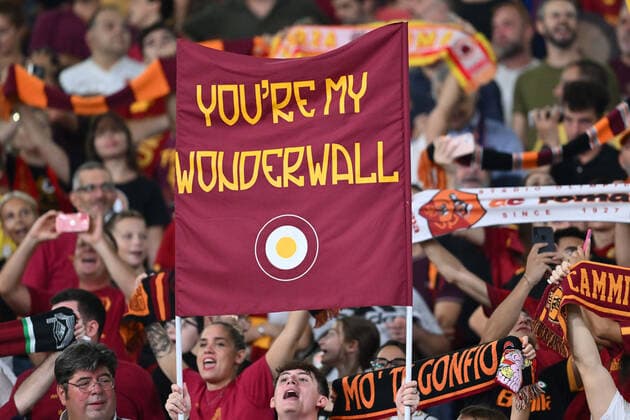 Fußball, EL, AS Rom - HJK Helsinki Foto Alfredo Falcone LaPresse 15 Settembre 2022 - Roma, Italia - calcio - Roma vs hjk Helsinki - Europa League 2022 2023 - Stadio Olimpico. Nella foto: tifosi Foto Alfredo Falcone LaPresse September 15, 2022 Rome, Italy - sport, soccer - Roma vs hjk Helsinki - Europe League 2022 2023 - Olimpic Stadium. In the pic: supporters  Copyright: xAlfredoxFalcone LaPressex