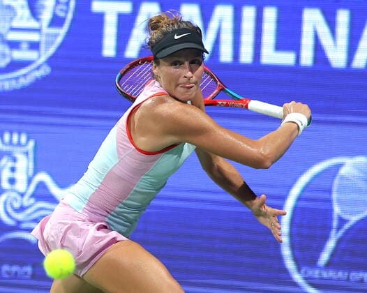 September 15, 2022, Chennai, Tamil Nadu, India: Chennai, India, 15th Sep 2022 : .Chennai Open WTA, Tennis Damen 250 : ..Nadia PODOROSKA ARG vs.Tatjana MARIA GER..MARIA in action & defeated PODOROSKA By 3-6, 6-2,6-6,6-7. Chennai India - ZUMAs280 20220915_zsp_s280_006 Copyright: xSeshadrixSukumarx