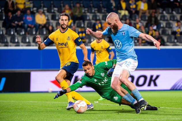 220915 Jo Inge Berget of Malmö FF and Anthony Moris of Royale Union Saint Gilloise during the UEFA Europa League match between Royale Union Saint Gilloise and Malmö FF on September 15, 2022 in Leuven Photo Christian Örnberg BILDBYRAN COP 166 CO0231 football football soccer fotball uefa europa league royale union saint gilloise malmö ff bbeng,  Copyright: CHRISTIANxÖRNBERG BB220915CO038