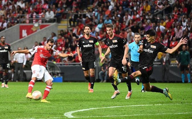 Football, Men, Season 2022 2023, Europa League, Sporting Braga 1 FC Union Berlin Group Stage, Group D, Matchday 2 , v l Ricardo Horta SC Braga , Rani Khedira 1 FC Union Berlin , Janik Haberer 1 FC Union Berlin , Diogo Leite 1 FC Union Berlin , 15 09 2022, Copyright: xMatthiasxKochx