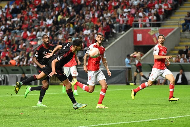 Football, Men, Season 2022 2023, Europa League, Sporting Braga 1 FC Union Berlin Group Stage, Group D, Matchday 2 , f l Jordan Siebatcheu Pefok, 1 FC Union Berlin , Diogo Leite 1 FC Union Berlin , Paulo Oliveira SC Braga , Vitor Tormena SC Braga , 15 09 2022, Copyright: xMatthiasxKochx