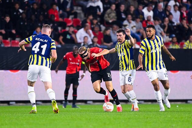 Lovro MAJER ( 21 - Rennes ) - Baptiste Santamaria ( 8 - Rennes ) - Christopher WOOH ( 15 - Rennes ) - FOOTBALL : Rennes vs Fenerbahce - Ligue Europa - Rennes - 15 09 2022 FedericoPestellini Panoramic 