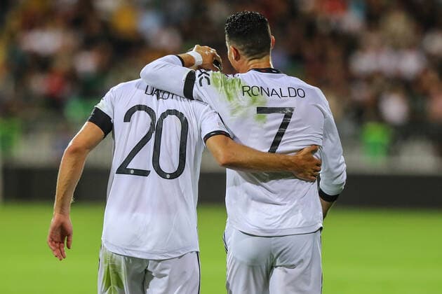 Fußball, EL, Sheriff Tiraspol - Manchester United UEFA Europa League Sheriff Tiraspol v Manchester United, ManU Cristiano Ronaldo and Diego Dalot celebrating a goal during the UEFA Europa League match Sheriff Tiraspol vs Manchester United at Sheriff Sports Complex, Tiraspol, Republic of Moldova, 15th September 2022 (Photo by Stefan Constantin News Images) Tiraspol Sheriff Sports Complex Transnistria Republic of Moldova Copyright: xStefanxConstantin NewsxImagesx