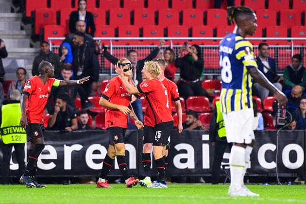 Joie des joueurs de Rennes apres le but de Lovro MAJER ( 21 - Rennes ) - FOOTBALL : Rennes vs Fenerbahce - Ligue Europa - Rennes - 15 09 2022 FedericoPestellini Panoramic 