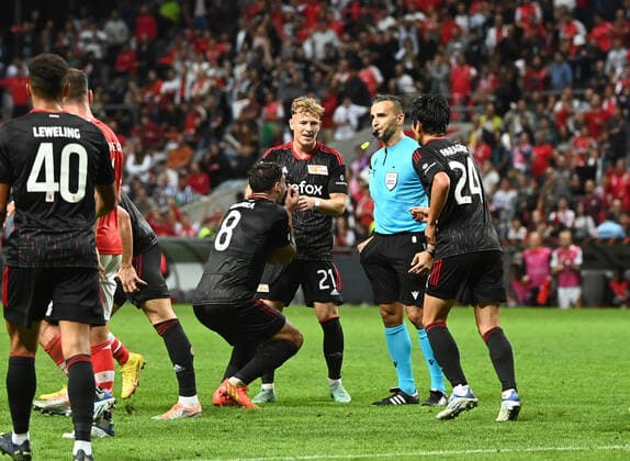 Football, Men, Season 2022 2023, Europa League, Sporting Braga 1 FC Union Berlin Group Stage, Group D, Matchday 2 , v l Rani Khedira 1 FC Union Berlin , Tim Skarke 1 FC Union Berlin , referee Filip Glova SVK , Genki Haraguchi 1 FC Union Berlin , 15 09 2022, Copyright: xMatthiasxKochx