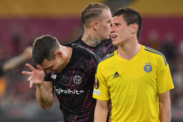 15th September 2022; Stadio Olimpico, Rome, Italy: Uefa Europa League,AS Roma versus Hjk Helsinki; Andrea Belotti of AS Roma celebrating after scoring his goal  ActionPlus12426602 AllShotLive