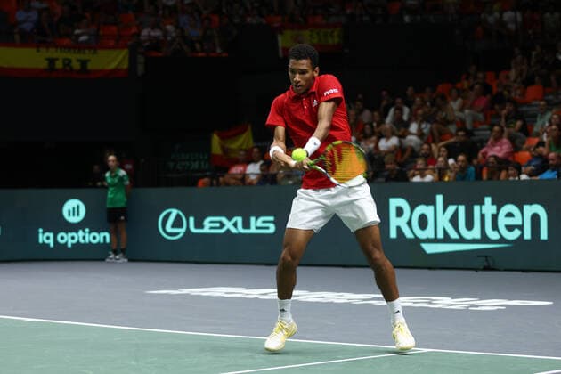 September 17, 2022, VALENCIA, VALENCIA, SPAIN: Felix Auger-Aliassime and Vasek Pospisil of Canada play doubles against Marcel Granollers and Pedro Martinez of Spain during the Davis Cup by Rakuten 2022, Finals Group B, tennis match 3 played between Spain and Canada at Fuente de San Luis pavilion on September 16, 2022, in Valencia, Spain. VALENCIA SPAIN - ZUMAa181 20220917_zaa_a181_002 Copyright: xOscarxJ.xBarrosox