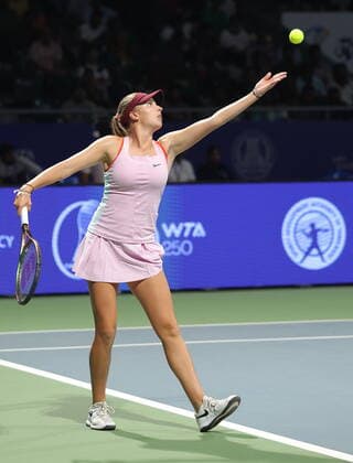 September 17, 2022, Chennai, Tamil Nadu, India: Chennai Open WTA, Tennis Damen 250 :..Nadia PODOROSKA ARG vs.Linda FRUHVIRTOVA CZE..Linda FRUHVIRTOVA CZE in action. Chennai India - ZUMAs280 20220917_zsp_s280_003 Copyright: xSeshadrixSukumarx