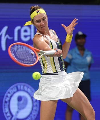 September 17, 2022, Chennai, Tamil Nadu, India: Chennai Open WTA, Tennis Damen 250 :..Nadia PODOROSKA ARG vs.Linda FRUHVIRTOVA CZE..Linda FRUHVIRTOVA CZE in action. Chennai India - ZUMAs280 20220917_zsp_s280_012 Copyright: xSeshadrixSukumarx