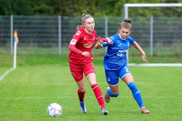 v li Carlotta Imping Köln II, 18 , Chiara Jahn TSG II, 2 , duel, game scene, duel, tackle, tackling, dynamics, action, action, 18 09 2022, St Leon Rot Germany , Football, 2 Women Bundesliga, TSG 1899 Hoffenheim II U20 1 FC Köln II U20 , 18 09 2022, St Leon Rot Germany , Football, 2 Women Bundesliga, TSG 1899 Hoffenheim II U20 1 FC Köln II U20 , DFB DFL REGULATES PROHIBIT ANY USE OF PHOTOGRAPHS AS IMAGE SEQUENCES AND OR QUASI VIDEO xozx