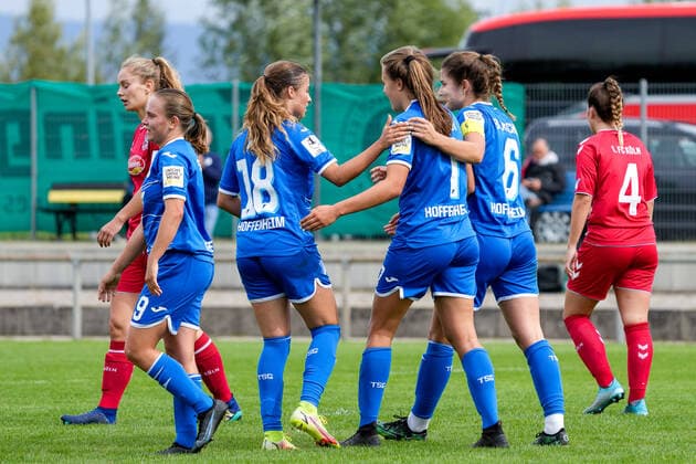TSG 1899 Hoffenheim II U20 players cheer about the goal to 2 0, jubilation, goal celebration, celebrate the goal, celebration, cheering about the goal, optimistic, game scene, highlight, action, action, 18 09 2022, St Leon Rot Germany , Football, 2 Frauen Bundesliga, TSG 1899 Hoffenheim II U20 1 FC Köln II U20 , 18 09 2022, St Leon Rot Germany , Football, 2 Frauen Bundesliga, TSG 1899 Hoffenheim II U20 1 FC Köln II U20 , DFB DFL REGULATIONS PROHIBIT ANY USE OF PHOTOGRAPHS AS IMAGE SEQUENCES AND OR QUASI VIDEO xozx