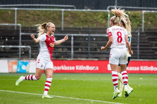 FLYERALARM Women Football Bundesliga, 1 FC Koeln TSG 1899 Hoffenheim 18 09 2022 Cheer for 1 0 by Mandy Islacker 8, 1 FC Koeln FLYERALARM Women Football Bundesliga, 1 FC Koeln TSG 1899 Hoffenheim, Koeln, Franz Kremer Stadion DFB REGULATIONS PROHIBIT ANY USE OF PHOTOGRAPHS AS IMAGE SEQUENCES AND OR QUASI VIDEO Copyright: xBEAUTIFULxSPORTS Wunderlx