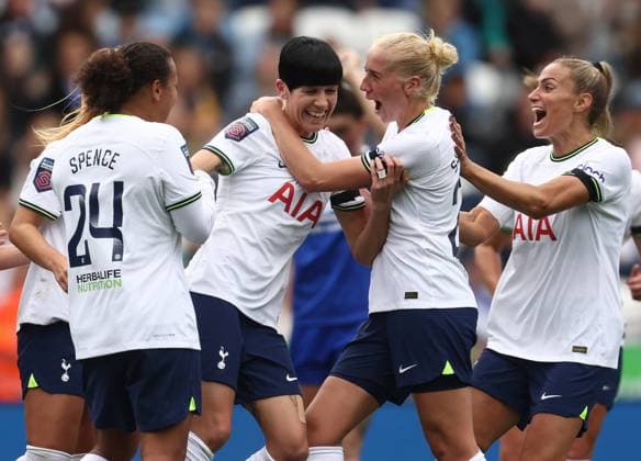 Leicester, England, 18th September 2022. Ashleigh Neville (2nd L) of Tottenham Hotspur celebrates scoring their first goal during the The FA Women s Super League match at the King Power Stadium, Leicester. Picture credit should read: Darren Staples Sportimage EDITORIAL USE ONLY. No use with unauthorised audio, video, data, fixture lists, club league logos or live services. Online in-match use limited to 120 images, no video emulation. No use in betting, games or single club league player publications. SPI-1887-0001