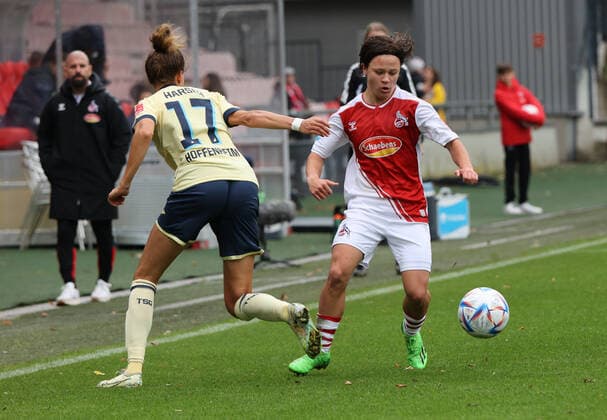 Cologne, Germany, 19 09 2022, Flyeralarm Frauen Bundesliga, 1 matchday, 1 FC Köln TSG 1899 Hoffenheim, Franziska Harsch Hoffenheim , Ally Gudorf Köln