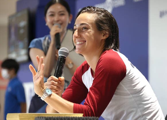 September 19, 2022, Tokyo, Japan - The world s No.10 ranked Carline Garcia of France reacts to Japanese fans at a fan meeting at the Toray Pan Pacific Open tennis tournament at the Ariake Coliseum in Tokyo on Monday, September 19, 2022. Noxthirdxpartyxsales  (0169659687st)