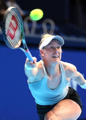 September 19, 2022, Tokyo, Japan - Alison Riske-Atritraj of the United States returns the ball against her compatriot Claire Liu at the singles first round match at the Toray Pan Pacific Open tennis tournament at the Ariake Coliseum in Tokyo on Monday, September 19, 2022. Liu defeated Riske-Atritraj 6-2, 6-3. Noxthirdxpartyxsales  (0169659731st)