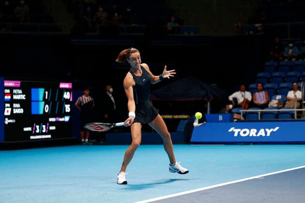 September 19, 2022, Tokyo, Japan: Petra MARTIC (CRO) hits a return against Rina SAIGO (JPN) during their Singles 1st Round match at the TORAY PAN PACIFIC OPEN TENNIS TOURNAMENT 2022 at Ariake Coliseum. The tournament is held from September 17 to 25. Tokyo Japan - ZUMAm191 20220919_zap_m191_045 Copyright: xRodrigoxReyesxMarinx