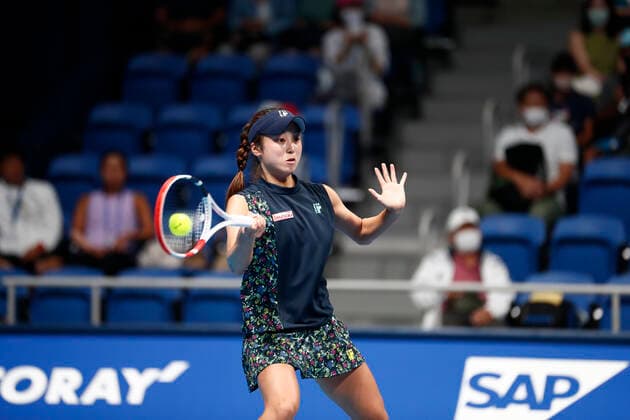 September 19, 2022, Tokyo, Japan: Rina SAIGO (JPN) hits a return against Petra MARTIC (CRO) during their Singles 1st Round match at the TORAY PAN PACIFIC OPEN TENNIS TOURNAMENT 2022 at Ariake Coliseum. The tournament is held from September 17 to 25. Tokyo Japan - ZUMAm191 20220919_zap_m191_051 Copyright: xRodrigoxReyesxMarinx