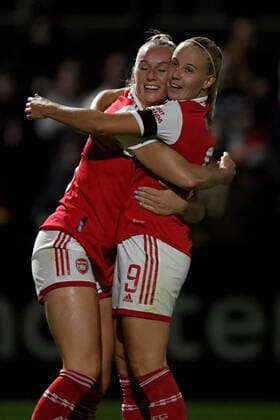 Arsenal Women v Brighton & Hove Albion Women: WSL Stina Blackstenius of Arsenal Women and Beth Mead of Arsenal Women celebrate during the WSL match between Arsenal Women and Brighton Women at Meadow Park Boreham Wood, London UK on 16th September 2022 London Boreham Wood United Kingdom  Copyright: xNicholasxCesarx CH8_7899