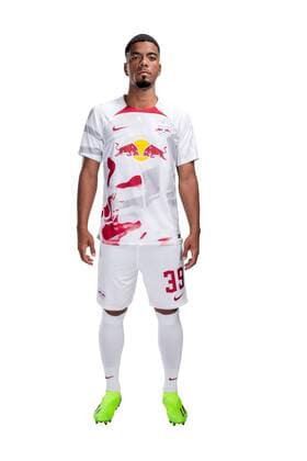 Benjamin Henrichs RB Leipzig team season 2022 2023 portrait appointment RB Leipzig season 2022 2023 portrait appointment presentation press appointment 2022 2023