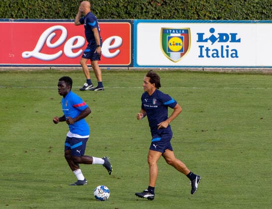 Italy Head Coach Roberto Mancini and Wilfried Gnonto during press conference, PK, Pressekonferenz and Italy training session, Other in Florence, Italy, September 19 2022  Copyright: xNicolasxMorassuttix xipa-agency.x xLivexMediax 0