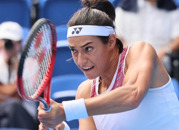 September 21, 2022, Tokyo, Japan - Caroline Garcia of France returns the ball against China s Zhang Shuai at the singles second round match at the Toray Pan Pacific Open tennis tournament at the Ariake Coliseum in Tokyo on Wednesday, September 21, 2022. Noxthirdxpartyxsales  (199136512)