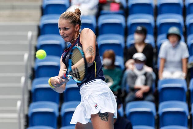 September 22, 2022, Tokyo, Japan: Karolina PLISKOVA (CZE) hits a return against Petra MARTIC (CRO) during their Singles 2nd Round match at the TORAY PAN PACIFIC OPEN TENNIS TOURNAMENT 2022 at Ariake Coliseum. The tournament is held from September 17 to 25. Martic won 6:3,6:4. Tokyo Japan - ZUMAm191 20220922_zap_m191_007 Copyright: xRodrigoxReyesxMarinx