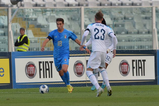 Photo Fabio Urbini LaPresse September 22, 2022 Pescara , Italy soccer Italia vs Inghilterra - Friendly Under 21 - Giovanni Cornacchia Stadium In the pic: Nicol& xf2; Cambiaghi Italy  Copyright: xFabioxUrbini LaPressex
