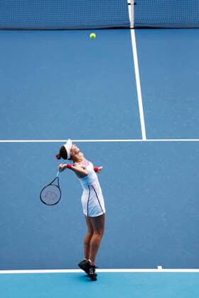 September 23, 2022, Tokyo, Japan: Veronika KUDERMETOVA serves against Beatriz HADDAD MAIA (BRA) during their Singles Quarterfinals match at the TORAY PAN PACIFIC OPEN TENNIS TOURNAMENT 2022 at Ariake Coliseum. The tournament is held from September 17 to 25. Tokyo Japan - ZUMAm191 20220923_zap_m191_006 Copyright: xRodrigoxReyesxMarinx