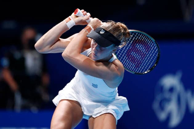 September 23, 2022, Tokyo, Japan: Liudmila SAMSONOVA hits a return against GarbioÂ±e MUGURUZA (ESP) during their Singles Quarterfinals match at the TORAY PAN PACIFIC OPEN TENNIS TOURNAMENT 2022 at Ariake Coliseum. The tournament is held from September 17 to 25. Samsonova won 6:4,6:2. Tokyo Japan - ZUMAm191 20220923_zap_m191_053 Copyright: xRodrigoxReyesxMarinx