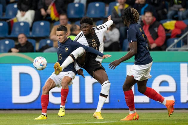 Soccer U21 international match, season 2022 2023, Germany France on 23 09 2022 in Magdeburg Saxony Anhalt Germanys Faride Alidou right against Frances Enzo Le Fee IMPORTANT NOTE According to the requirements of the DFL German Football League and the DFB German Football Association is prohibited in the stadium and or from the game made photographs in the form of sequence pictures and or video-like photo series to exploit or to let exploited Copyright: xKirchner MarcoxSteinbrennerx