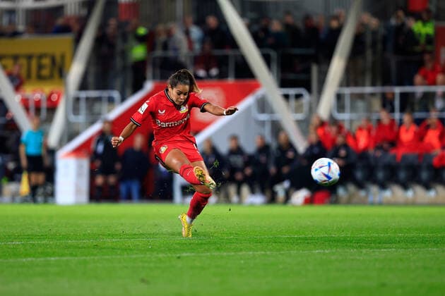 Flyeralarm Womens Bundesliga 2022 2023, Bayer 04 Leverkusen 1 FC Cologne Ivana Ferreira Fuso B04, 7 Leverkusen Ulrich Haberland Stadium North Rhine Westphalia Germany
