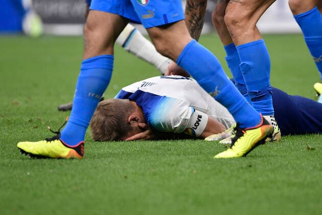 Harry Kane of England enjured during the Uefa Nations League League A group 3 football match between Italy and England at San Siro Stadium stadium in Milano (Italy), September 23h, 2022. Photo Andrea Staccioli Insidefoto andreaxstaccioli