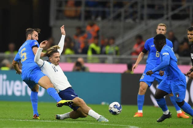 Jack Grealish (England)Bryan Cristante (Italy) Wilfried Gnonto (Italy) during the Uefa Nations League 2022-2023 match between match between Italy 1-0 England at Giuseppe Meazza Stadium on September 23, 2022 in Milano, Italy. Noxthirdxpartyxsales  (199386509)