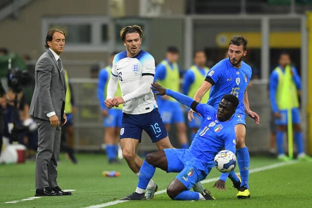 Jack Grealish (England)Bryan Cristante (Italy) Wilfried Gnonto (Italy) during the Uefa Nations League 2022-2023 match between match between Italy 1-0 England at Giuseppe Meazza Stadium on September 23, 2022 in Milano, Italy. Noxthirdxpartyxsales  (199386578)