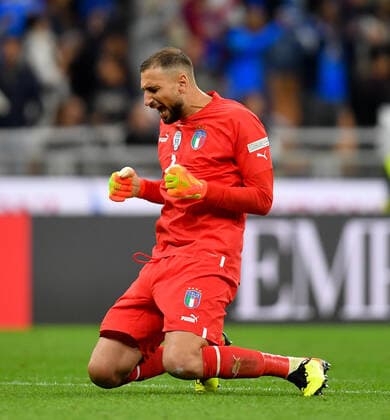 (220924) -- MILAN, Sept. 24, 2022 -- Italy s goalkeeper Gianluigi Donnarumma celebrates Giacomo Raspadori s goal during the League A Group 3 match against England at the 2022 UEFA Nations League in Milan, Italy, Sept. 23, 2022. (Photo by Xinhua) (SP)ITALY-MILAN-FOOTBALL-UEFA NATIONS LEAGUE-ITALY VS ENGLAND FedericoxTardito 