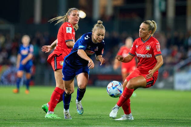 Flyeralarm Womens Bundesliga 2022 2023, Bayer 04 Leverkusen 1 FC Cologne Juliane Wirtz B04, 14 , Weronika Zawistoska FC, 24 , Melissa Friedrich B04, 3 Leverkusen Ulrich Haberland Stadium North Rhine Westphalia Germany