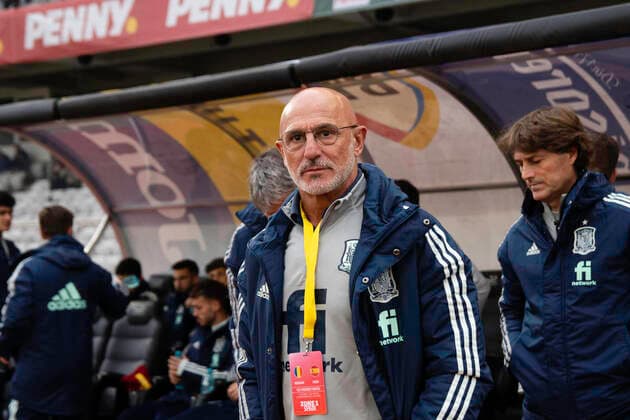 Romania U21, U 21 v Spain U21 - International Friendly, Länderspiel, Nationalmannschaft Portrait of Luis de la Fuente, head coach of Spain U21 national team, Nationalteam during the game Romania U21 v. Spain U21, disputed on Cluj Arena, Cluj-Napoca, 23 September 2022, Romania Cluj-Napoca Romania  Copyright: xFlaviuxBuboix originalFilename:buboi-notitle220923_npr3u.jpg